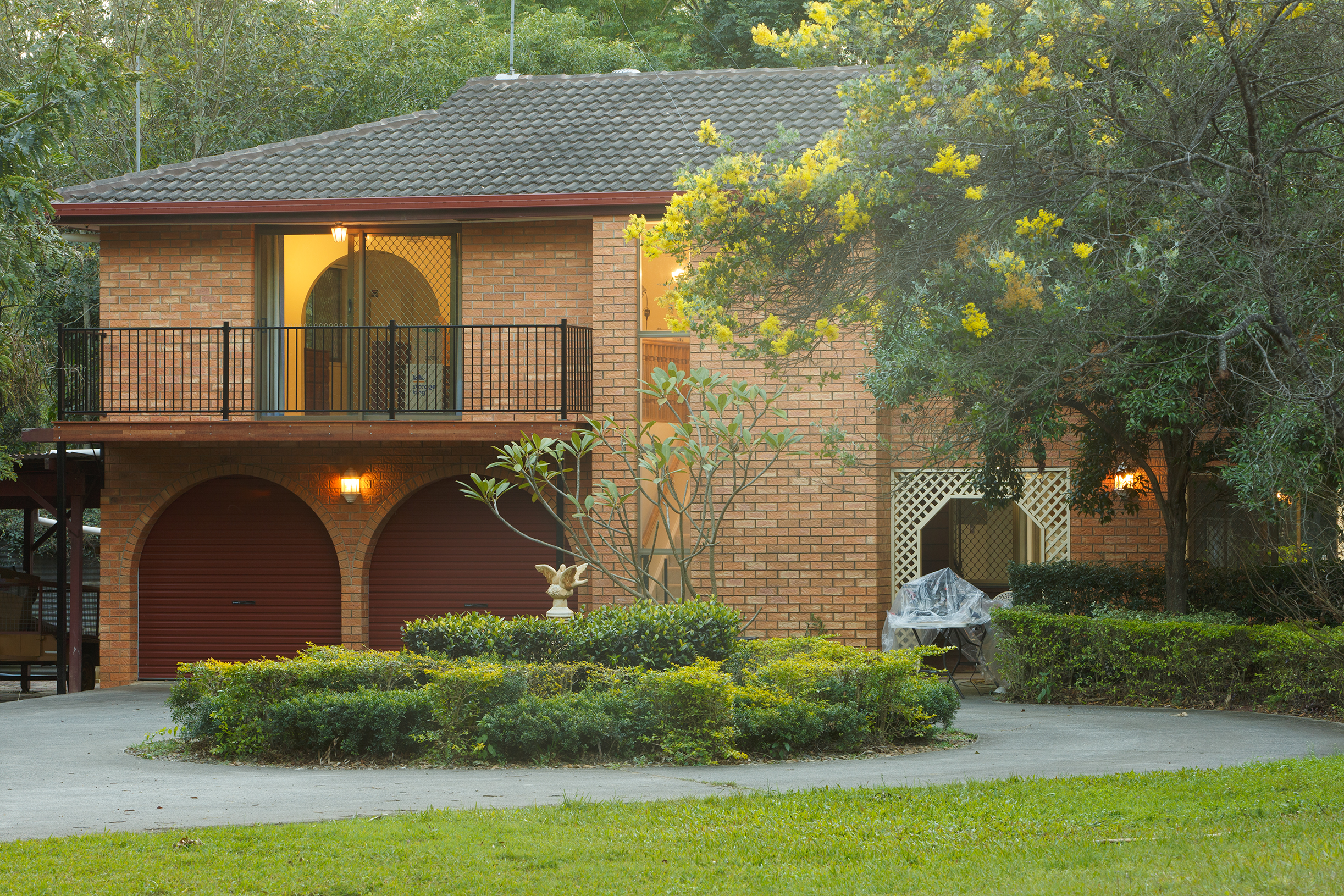 SPACE & TRANQUILITY IN LOGAN VILLAGE